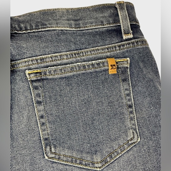 Joe’s Jeans Andreea Cut-Off Denim Shorts - Picture 5 of 8